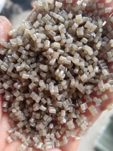 长期出售大棚膜颗粒，粘膜颗粒，二膜颗粒