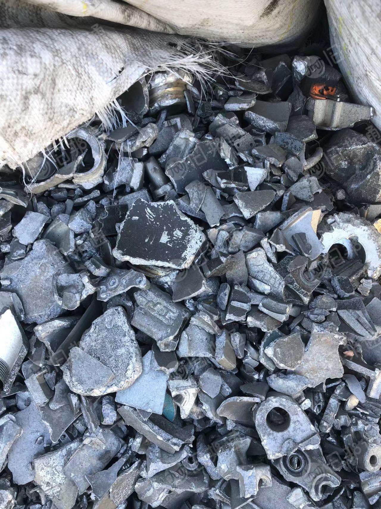 出售生铝中料,现货一柜