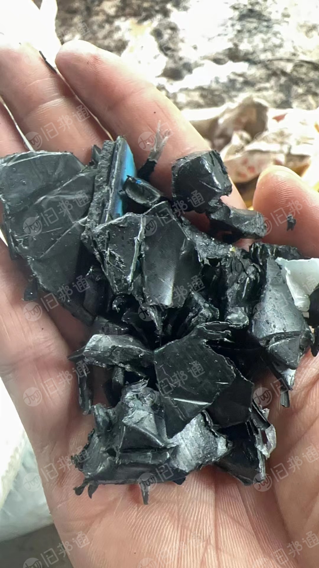 PE给水管破碎料常年大量出售,月供100-150吨