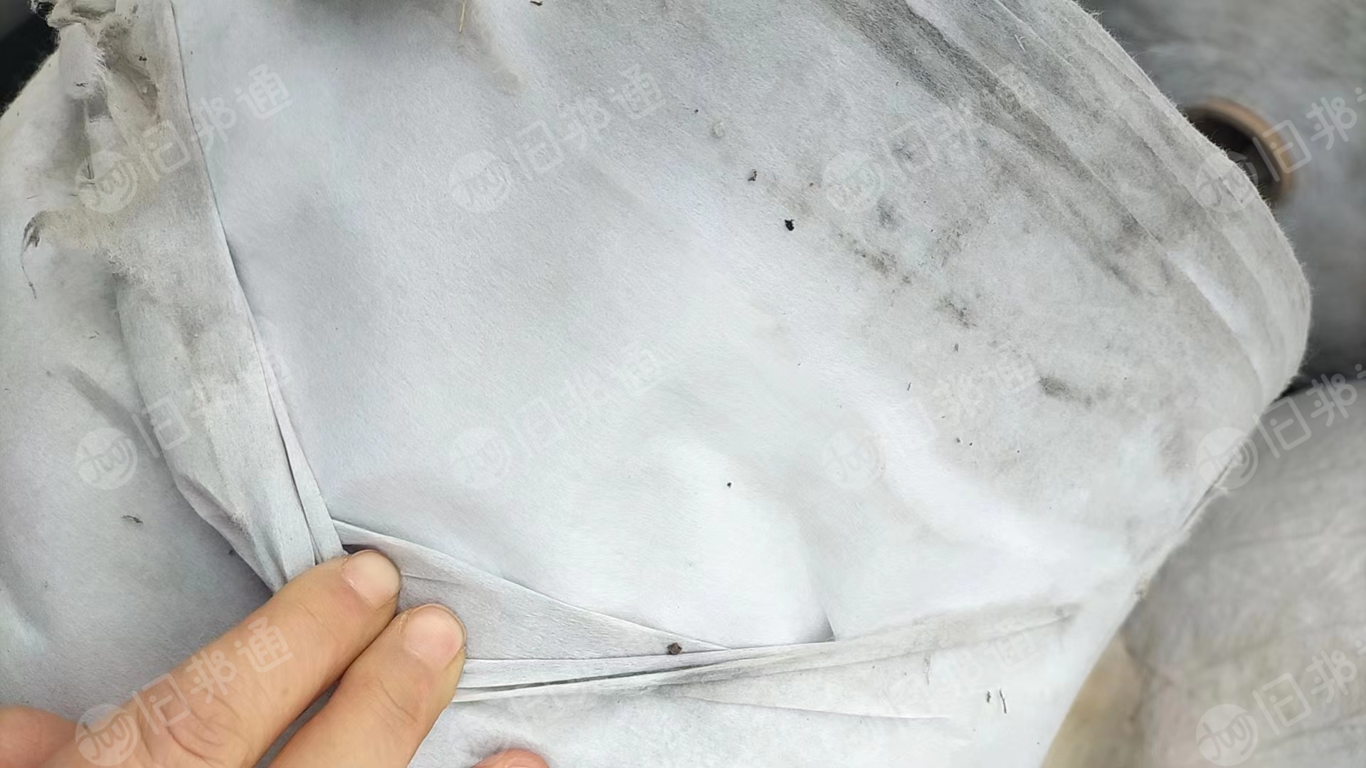 厂家处理库存涤纶无纺布6吨左右