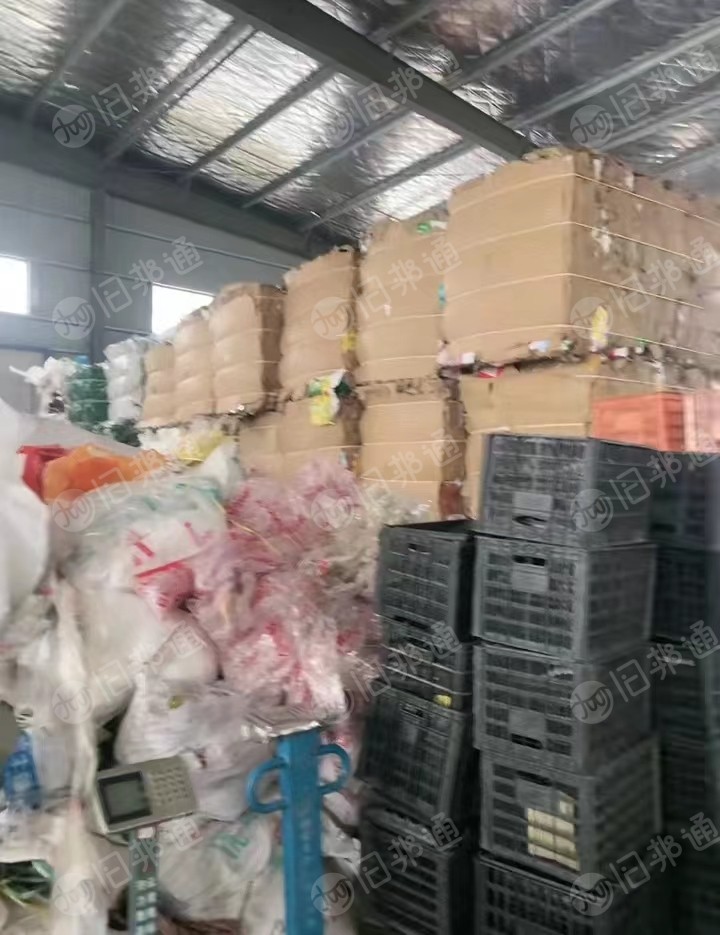 长期出售黄板纸废料