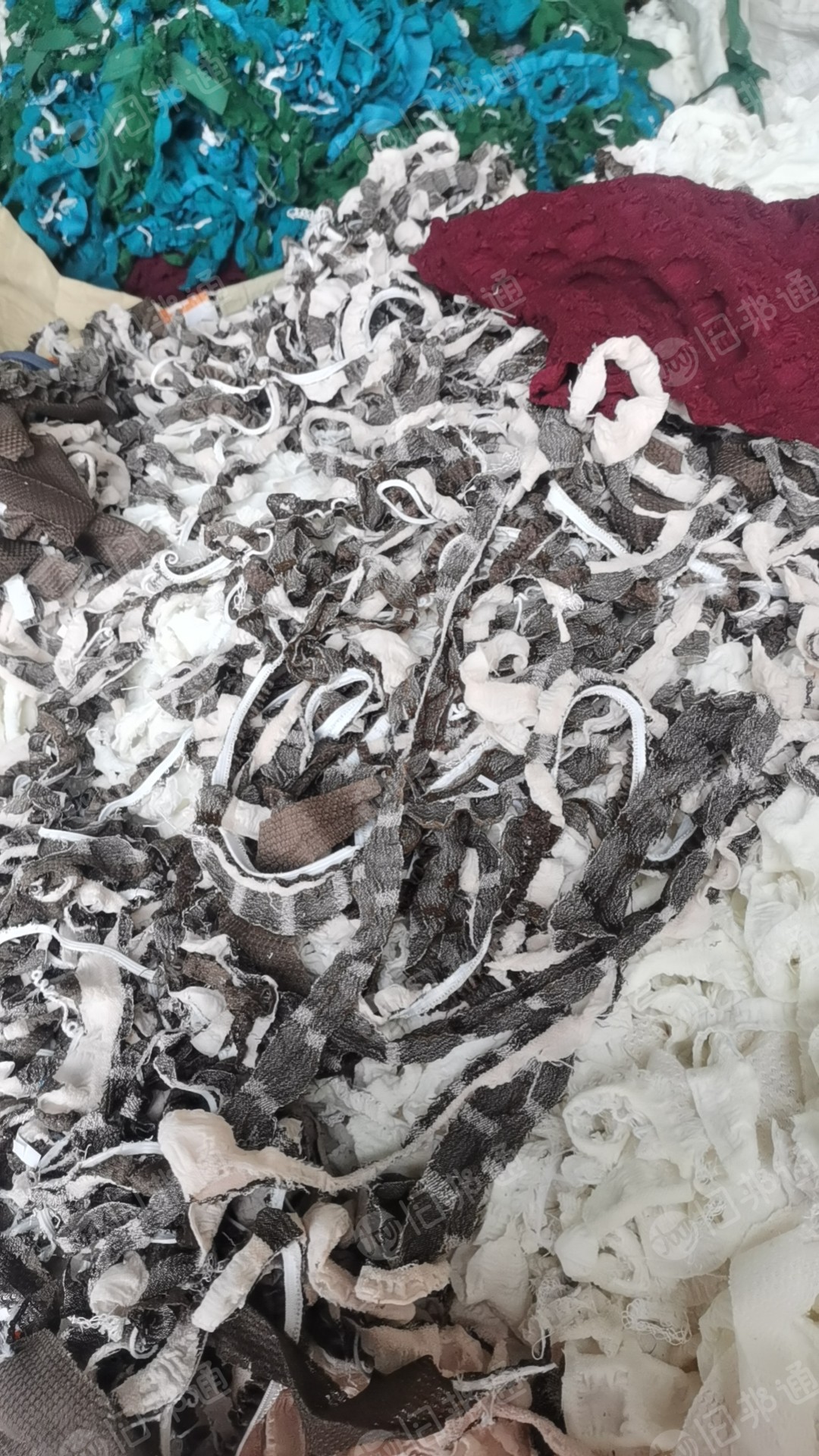 全棉碎布,废布料,各种颜色,大量出售