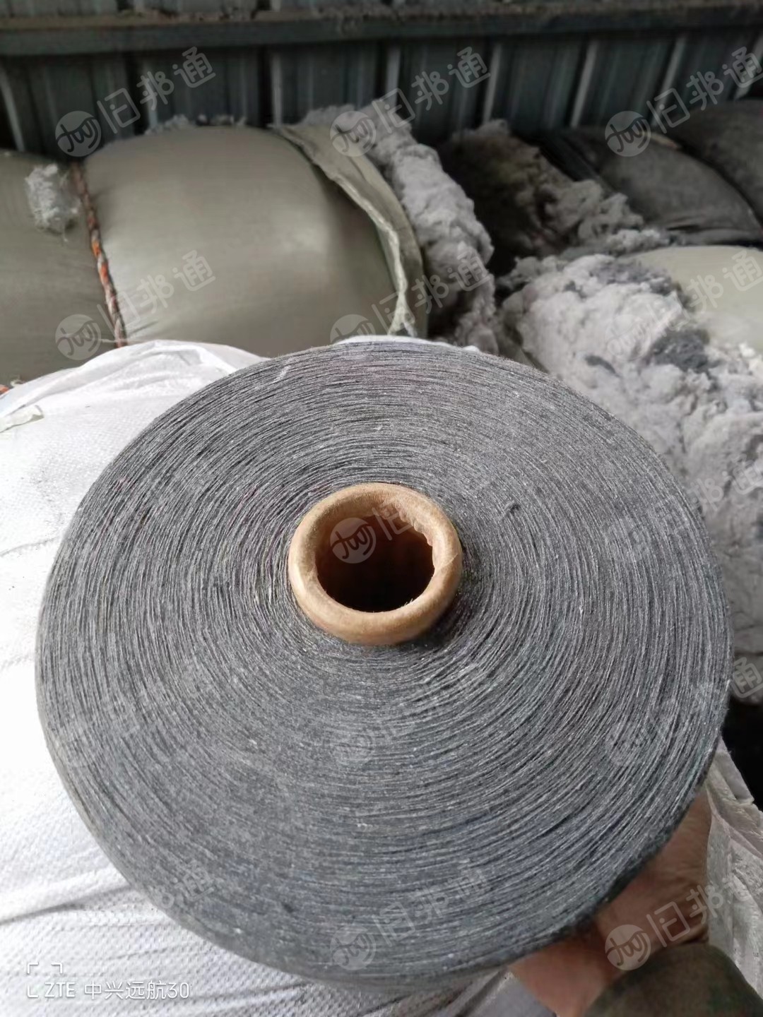 出售30吨库存灰麻纱纱线