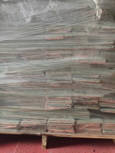 专业回收ABS光伏板废料，切割片，破碎清理造粒用，月需600吨