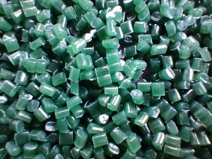 大棚膜颗粒长期出售，过80-120目，月供百来吨 