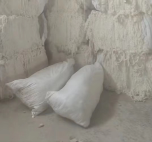 纯棉浆纱一车精纺边纱一车出售