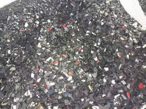 求购保险杆破碎料，年前需要20吨