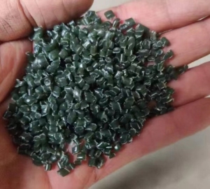 大棚膜颗粒常年大量出售，过120目，月供700吨 