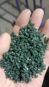 高压大棚膜颗粒常年大量出售，过2张120目。