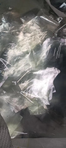 长期出售PET轻胶膜废料，散膜和卷筒都有