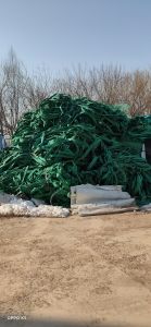 出售土工格栅和复合土工膜10吨下角料