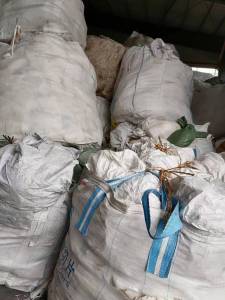 大量出售白色硅油纸废料