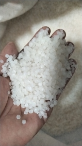 锂电池隔膜PE再生颗粒，干基膜，油边膜，涂布膜，大量出售