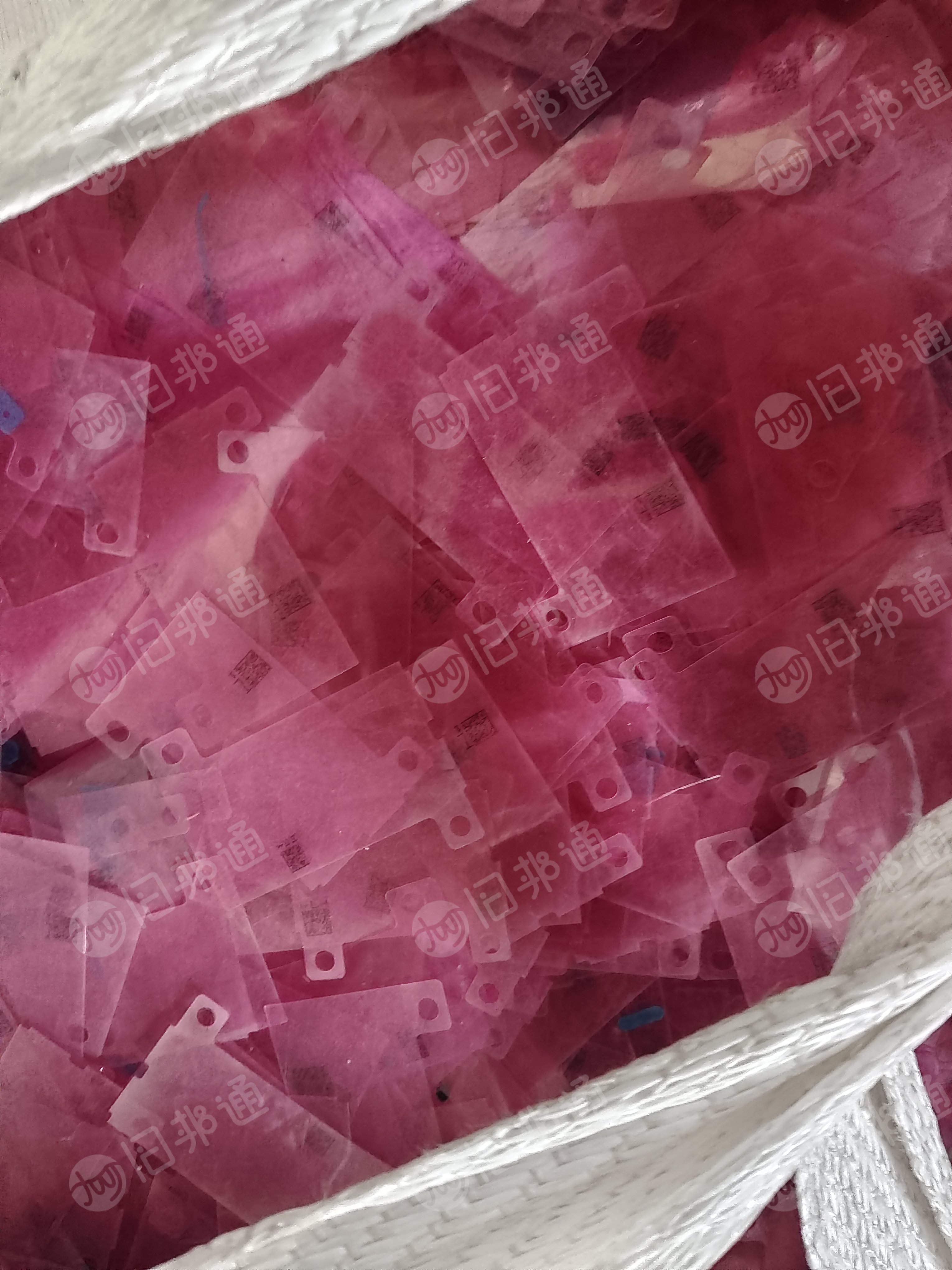 PET杂膜,PET膜,手机膜等,有胶无胶都有,长期出售