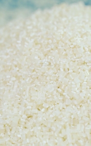 专业销售ABS光伏板颗粒，本色性能好