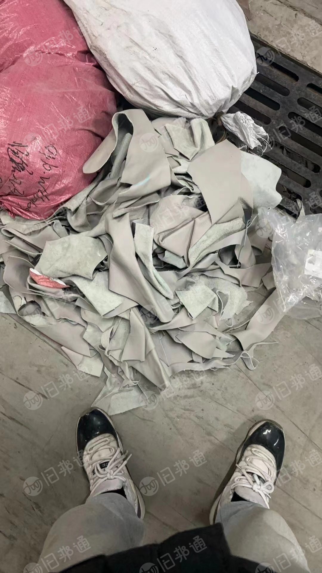 长期供应家私厂下来的真皮下脚料