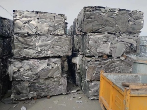 出售5系和6系混合压块，占比大约各50%