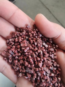 高压轮胎膜颗粒，红色80目，其他两款60目，月供600吨，长期出售