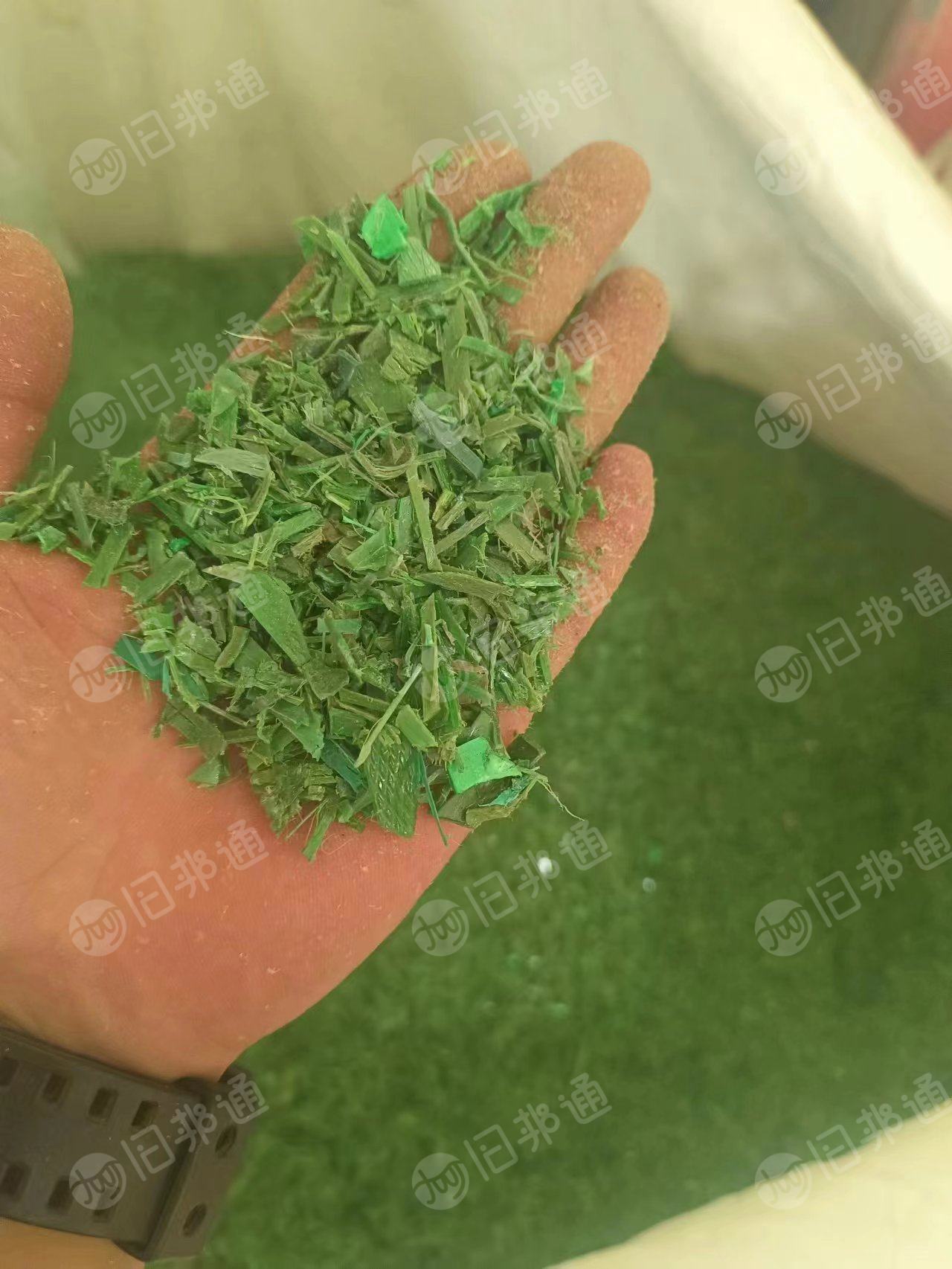  干粉PET聚酯打包带粉碎料出售，月供100多吨 