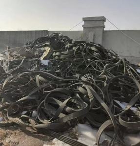 长期出售废橡胶边角料，现货有个十来吨