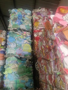 PP分色丙压块长期出售，现货12吨