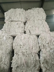 出售湿巾下脚料,水刺无纺布边料,脱好水,干的,现货十几吨,已压包
