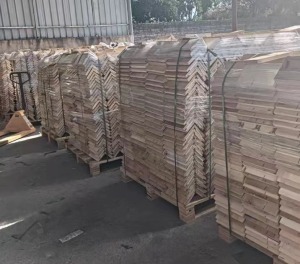 出售光伏板，护边护角规格有28.5-30的，现货几十吨