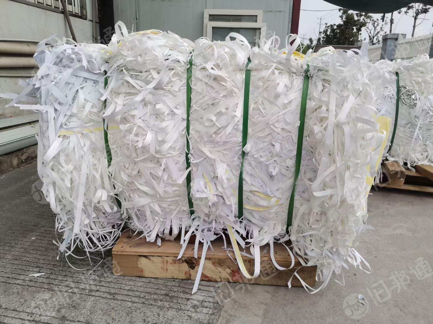 长期出售废不干胶纸边条