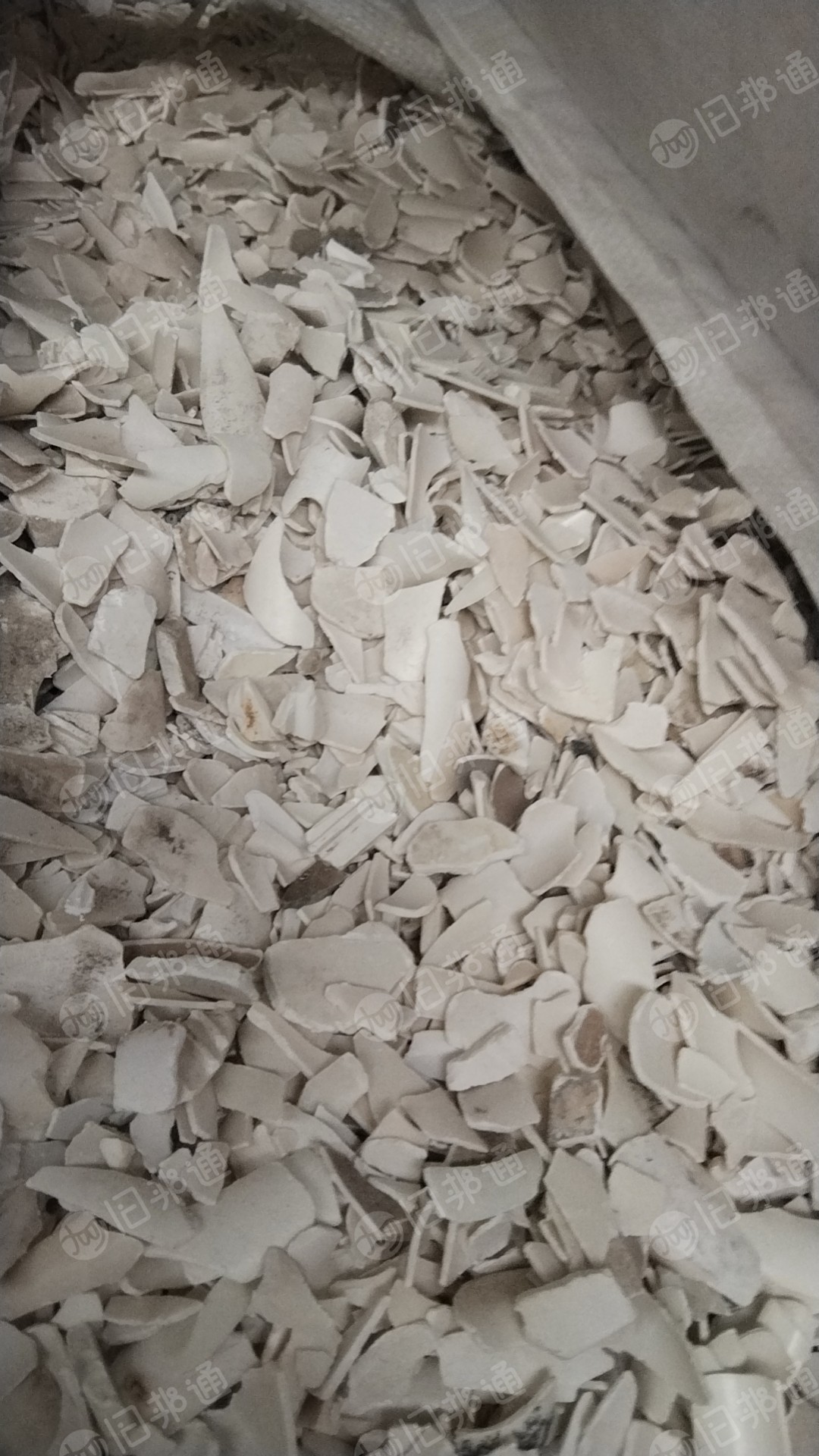 PVC小白管混粉百分之七十,长期出售