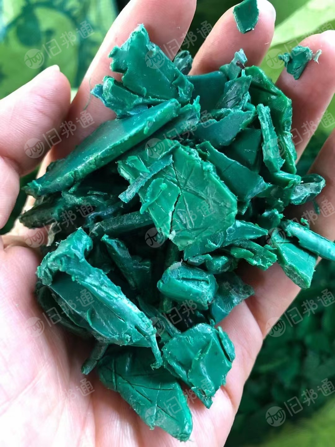 长期出售绿色PE托盘破碎料,低压中空破碎料(管道破碎料,钢管皮子,带钢厂皮子,波纹管)