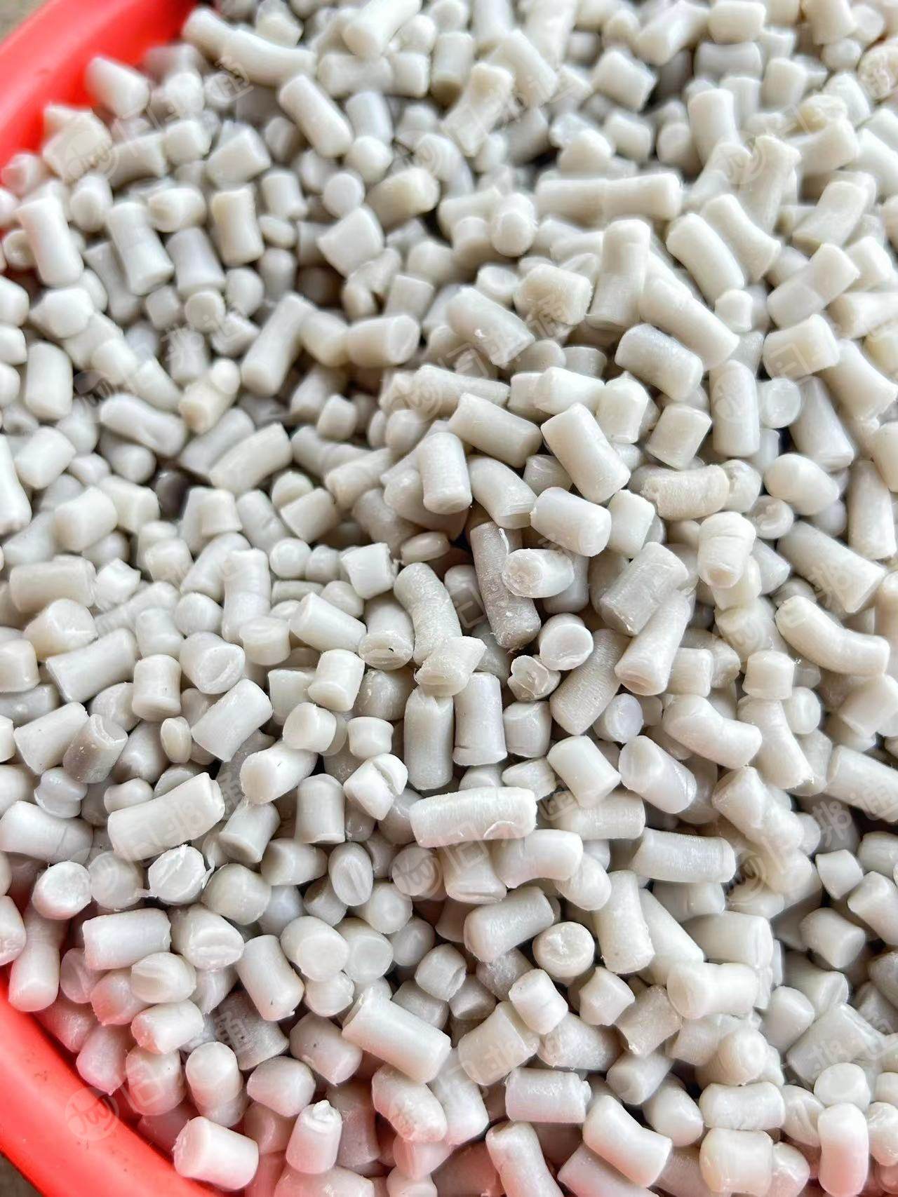 一级低压颗粒,过120目,无味,吹膜厂的成卷料抽的粒子,可吹膜用,月供50吨