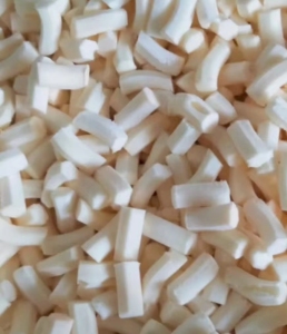 水洗乳胶颗粒，干蒸颗粒，高弹颗粒，六角颗粒，高分子颗粒，乳胶枕头等，出售