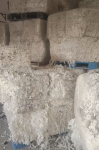 出售粉碎好的吨包料，现货60吨，无水无杂可以直接上机