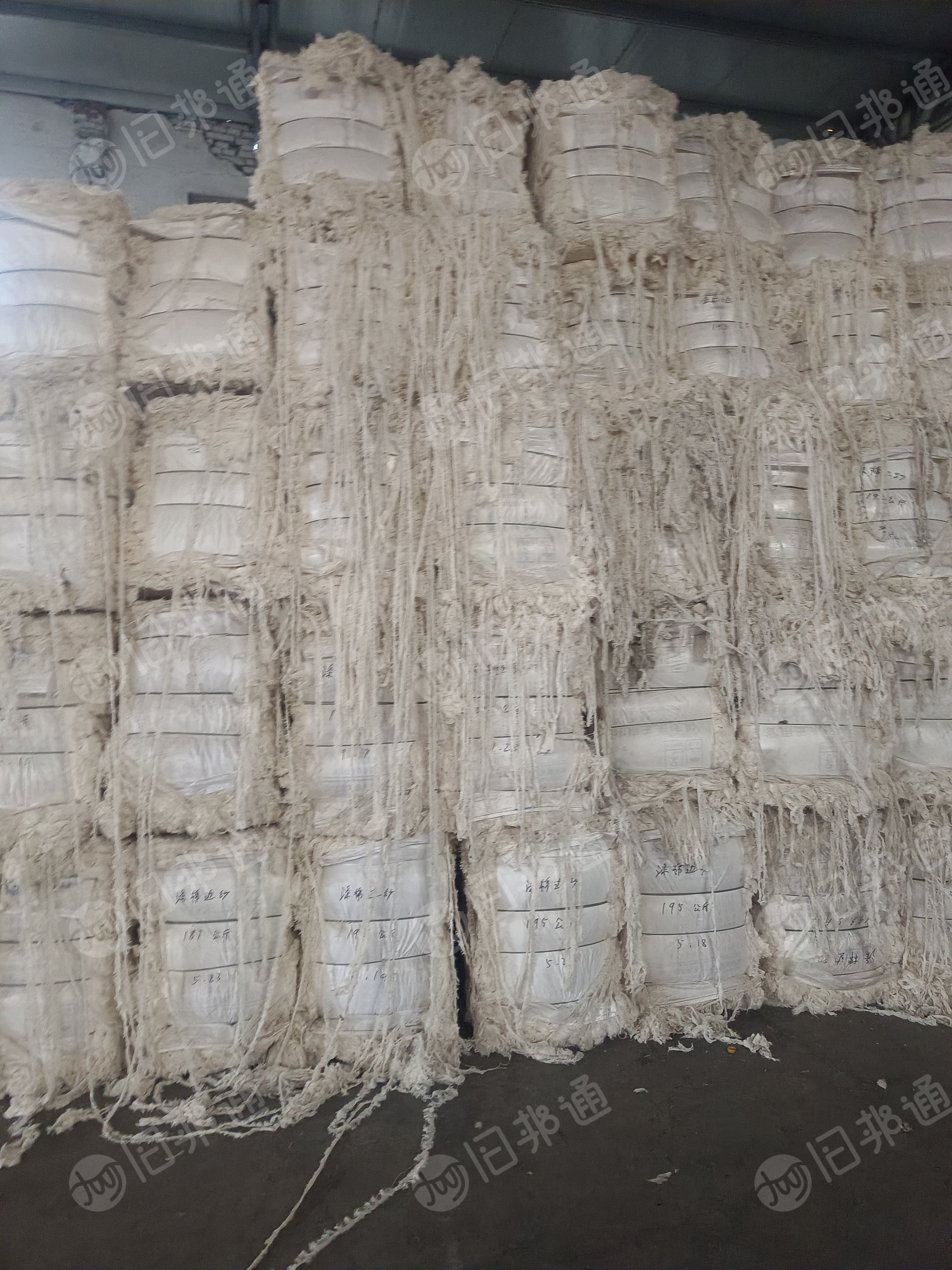 高配气流纺的回丝65%棉35%涤，现货8吨，长期出售