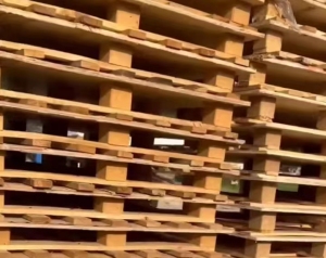 长期出售二手木托盘