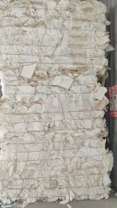 长期出售纯白纸边，每个月百来吨