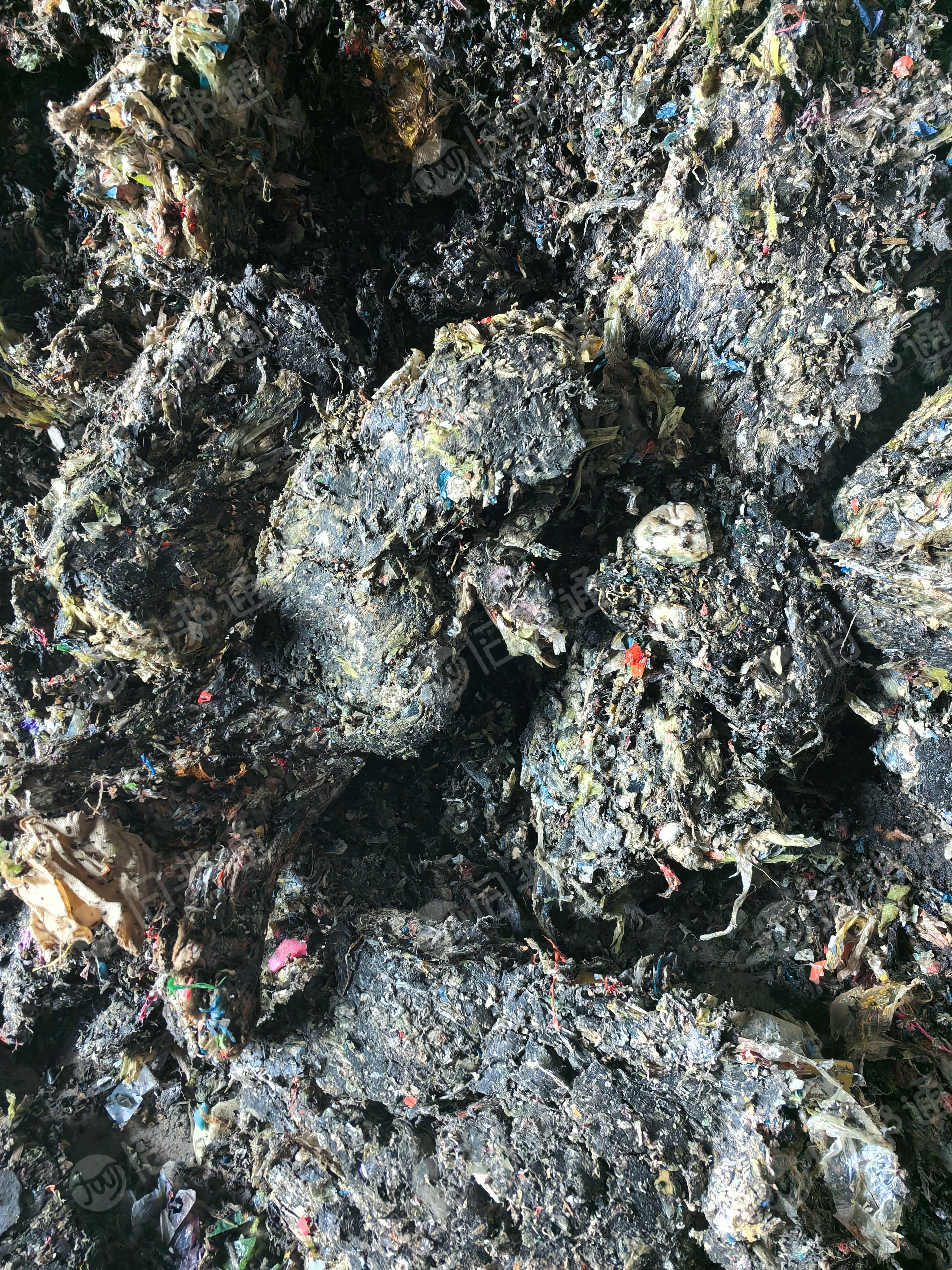 纸厂机头料常年大量出售,月供800吨 ,出油率高达百分之50以上