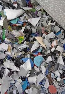 出售杂料，pp混pe混pet材质的