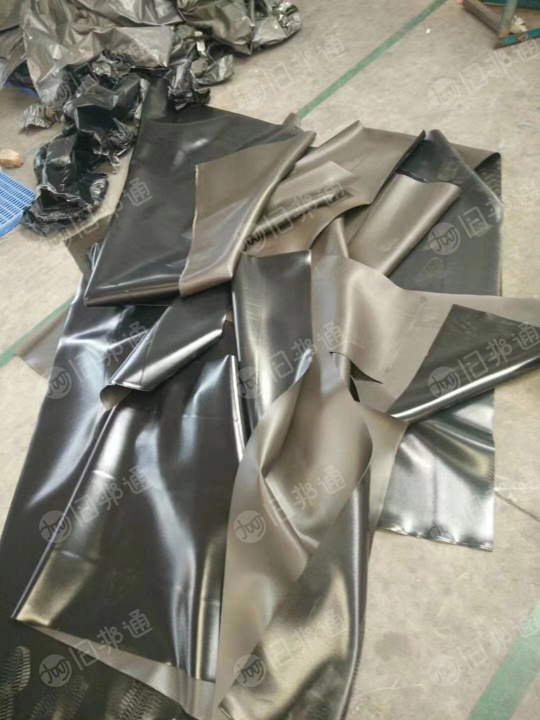 PVC汽车内饰边角料,发泡PVC废料,现货140吨出售