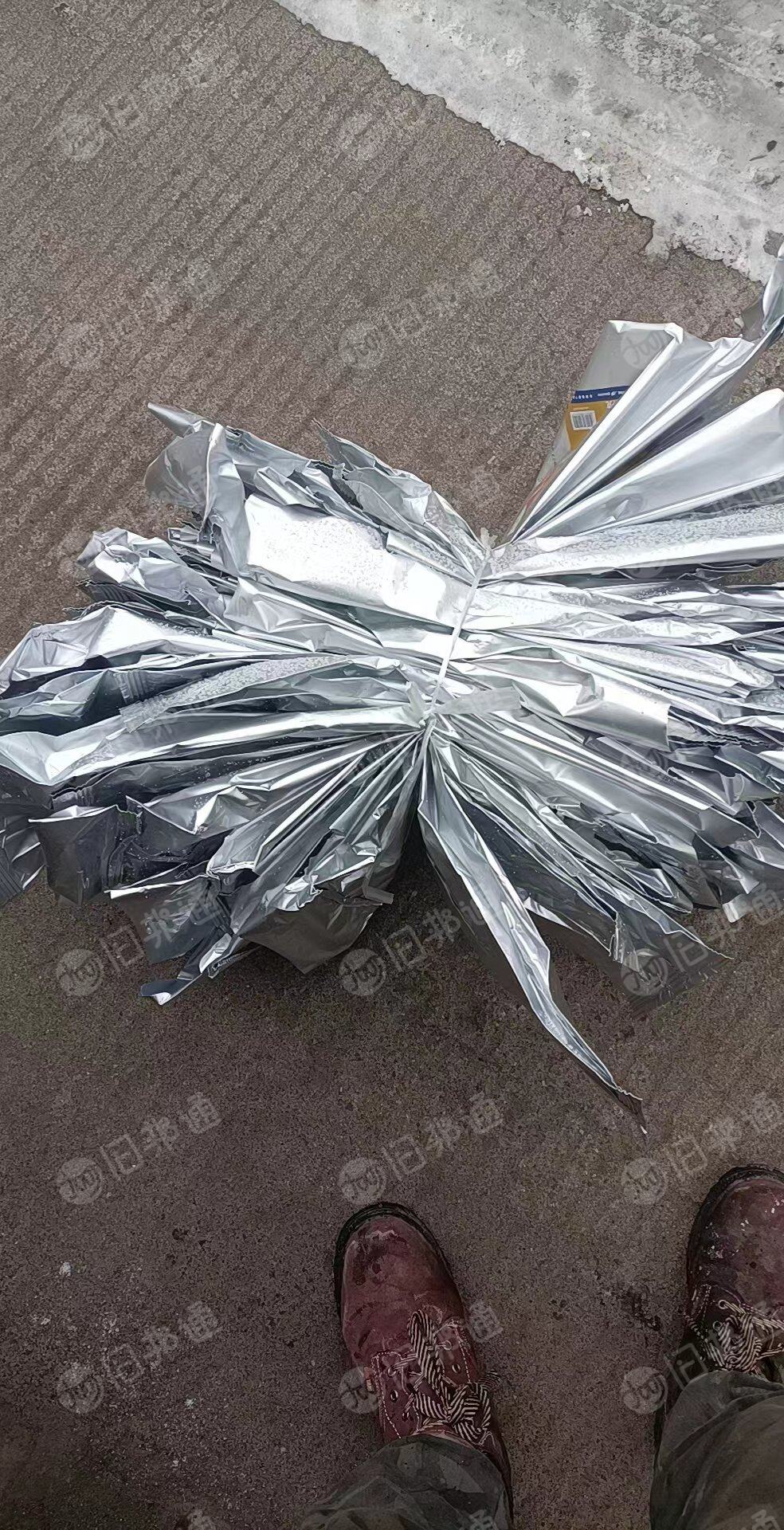 出售加热封口袋,含铝4-6个,现货几吨