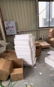 光伏长出售珍珠棉毛料 ，一个月2吨