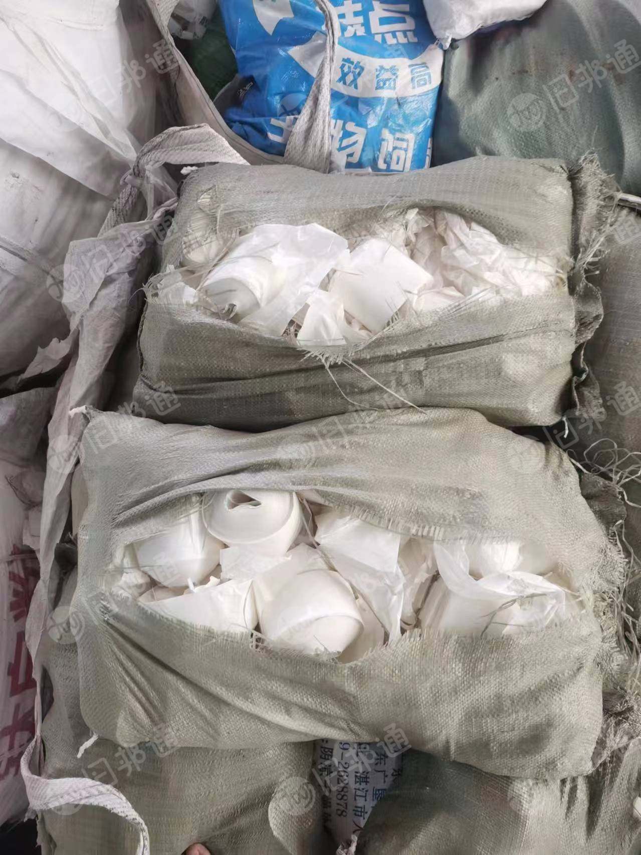 长期出售白色硅油纸,小卷和散货都有,小卷居多