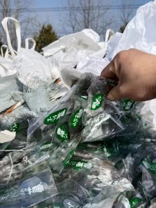 出售pet商标纸印刷膜，现货一挂车，干净无杂质