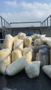 出售报废手机镜片丙料，现货一个柜