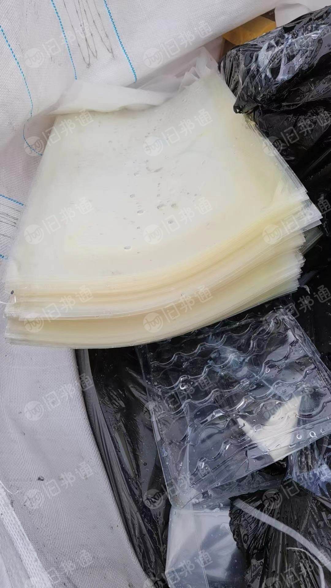 pet磨砂膜边角料,无胶的,现货18吨多,出售