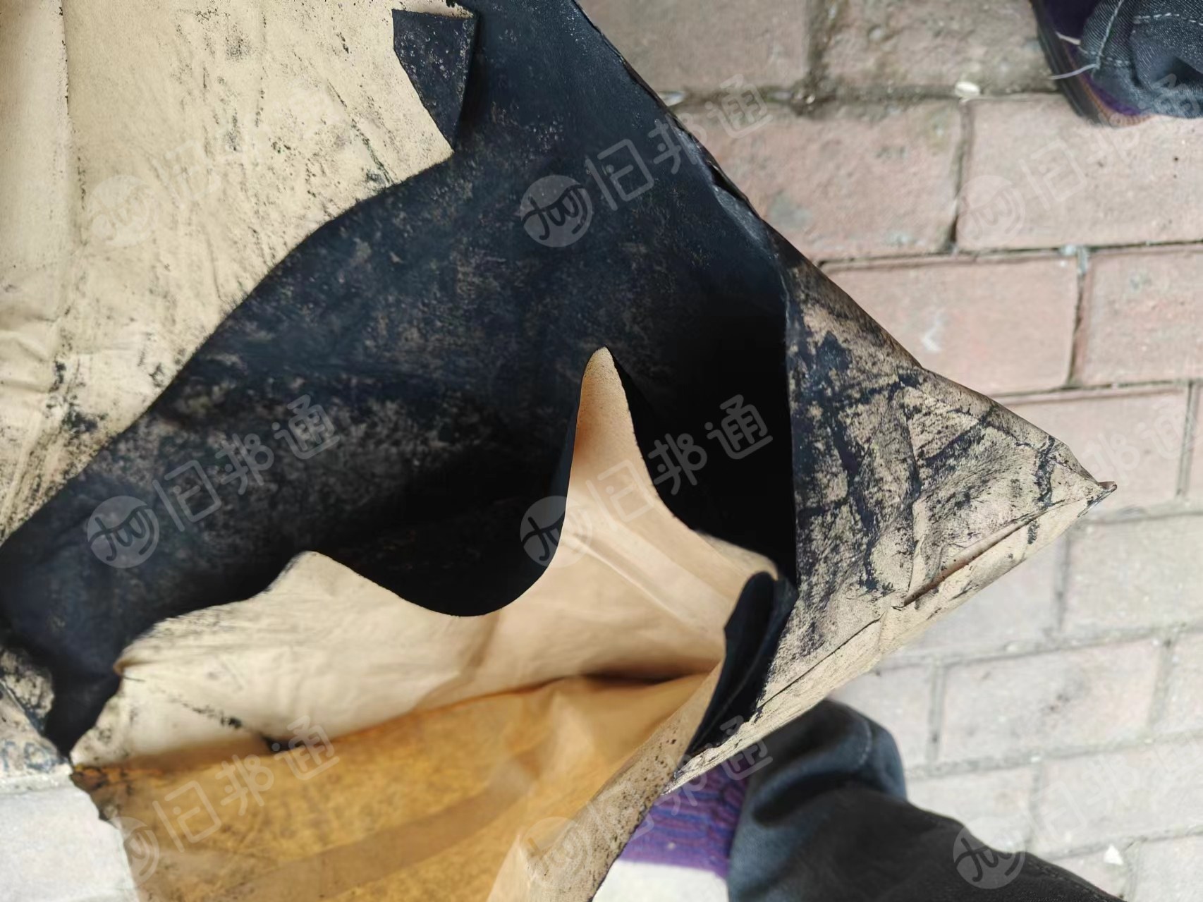 出售牛皮纸袋,有粘一层塑料膜