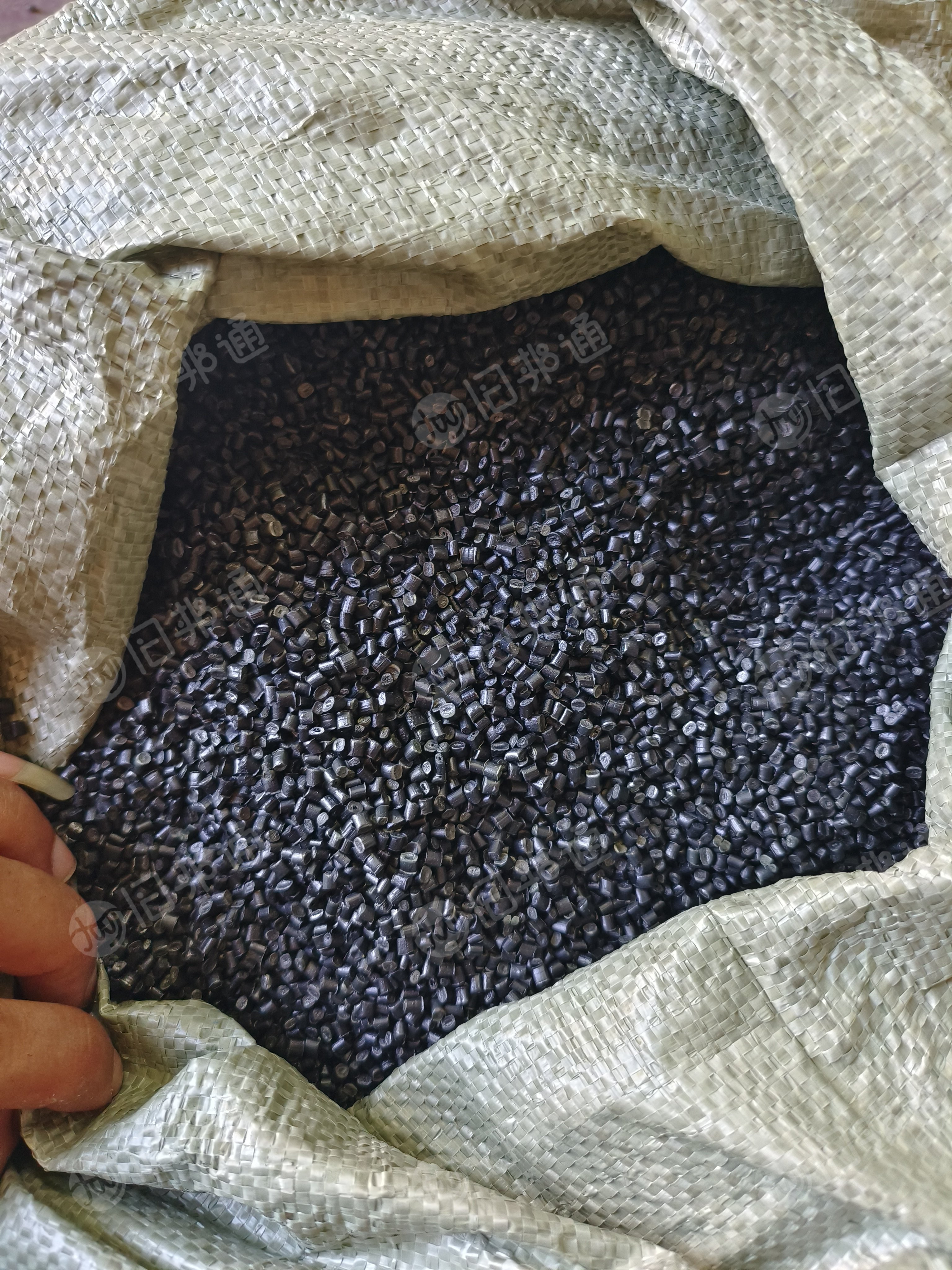 大量供应编织袋颗粒,注塑级