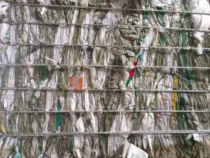 干造蛇皮袋编织袋，现货9.6米一车，长期出售