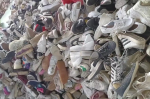 长期供应分拣好的鞋子，现货20多吨