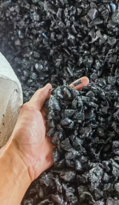 长期出售PE管破碎料，燃气管破碎料